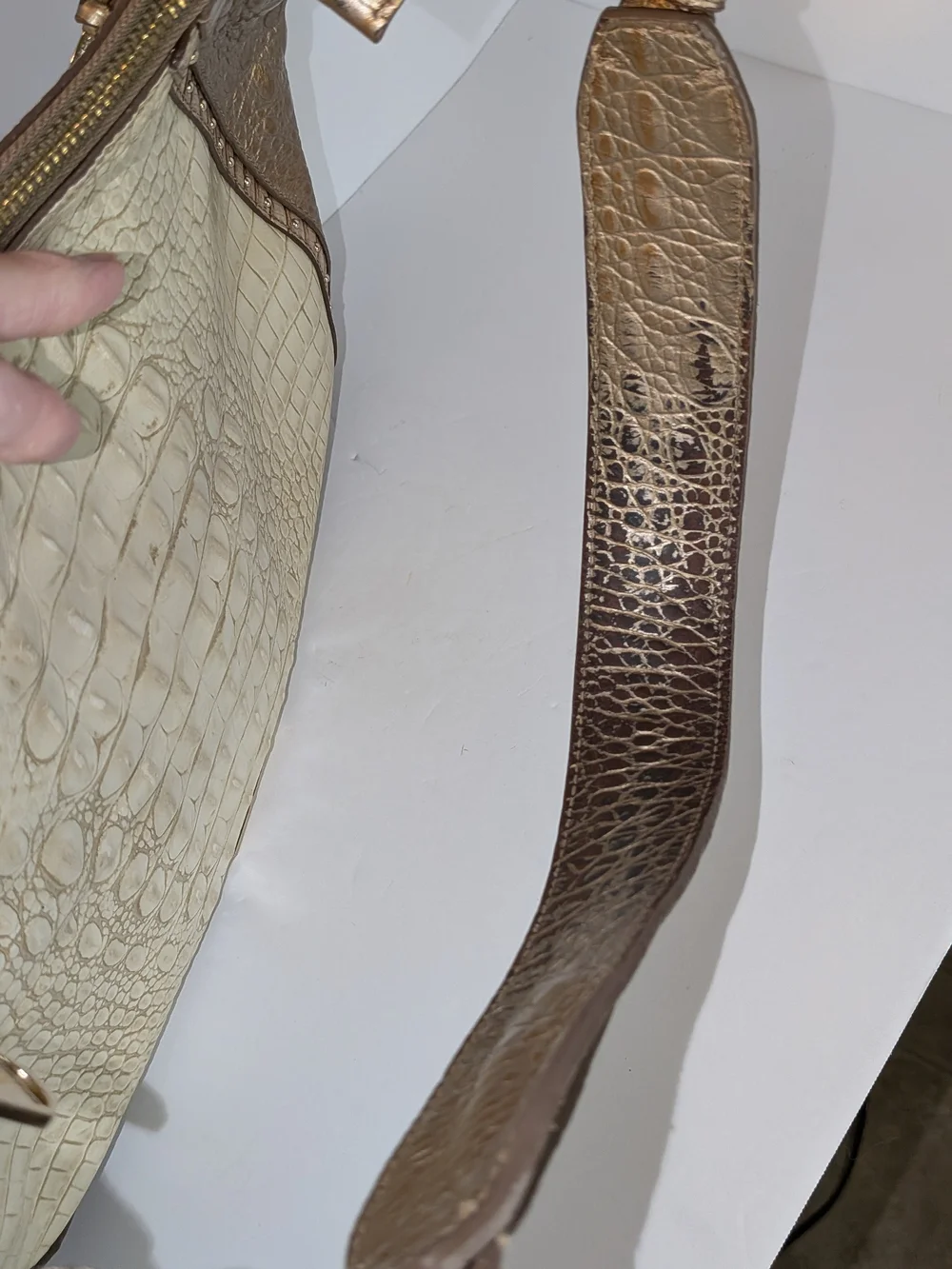 Brahmin Amira Hobo Shoulder Bag Leather Croc Embossed Champagne Koubba